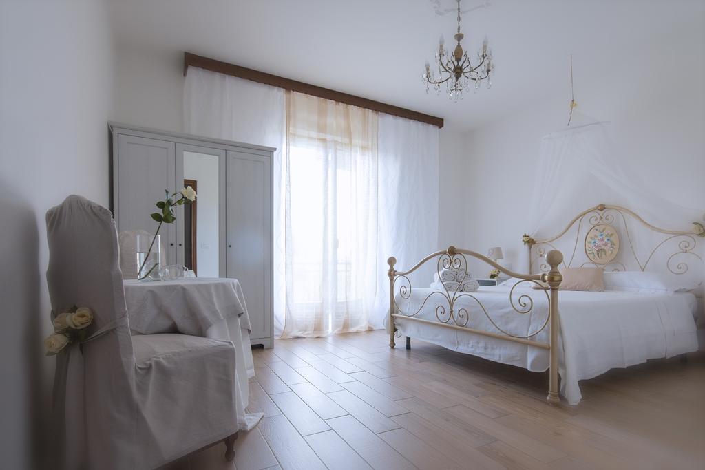 B&B Rosa Del Garda Lazise Exterior foto